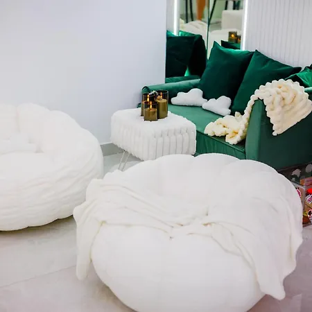 Cloud With Free Private Parking & Self Check-in Appartement *